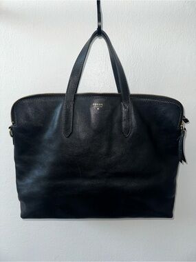 FOSSIL Black Leather double entry bag With Crossbody removable strap
